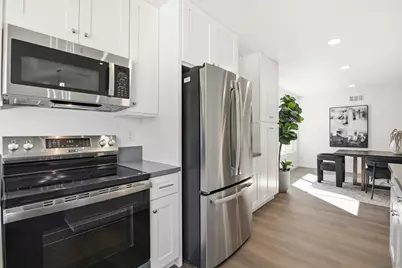  4224 Governor Dr, San Diego, CA 92122 - Photo 15