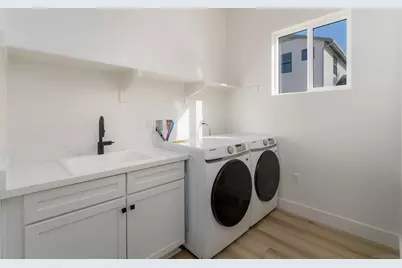  702 Passion Court, Vista, CA 92083 - Photo 19