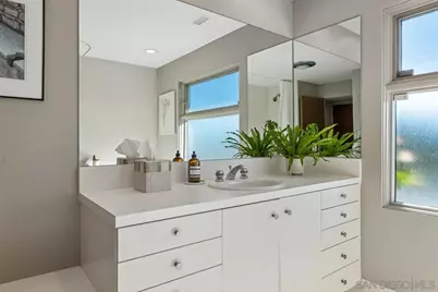  7846 Esterel Dr, La Jolla, CA 92037 - Photo 69