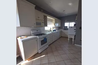  570 Emory Street #B, Imperial Beach, CA 91932 - Photo 3