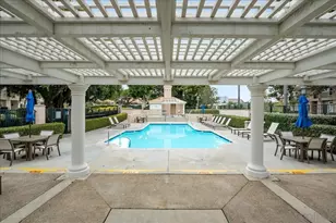 7274 Shoreline Dr, San Diego, CA 92122 - Photo 17