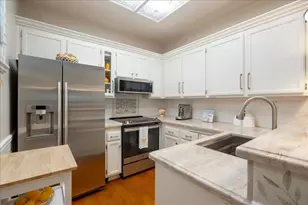 7274 Shoreline Dr, San Diego, CA 92122 - Photo 3