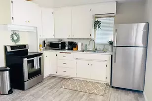 4367 Berwick, San Diego, CA 92117 - Photo 19