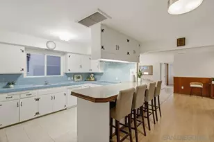 829-31 Avalon Ct, San Diego, CA 92109 - Photo 35