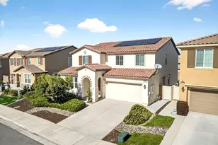 30750 Gazing Star Ln, Murrieta, CA 92563 - Photo 3