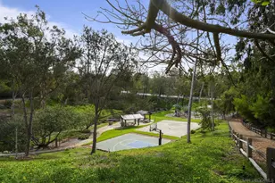 17515 Circa Oriente, Rancho Santa Fe, CA 92067 - Photo 47