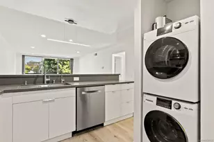 3825 Centre St, San Diego, CA 92103 - Photo 9