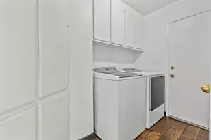 28885 Shadow Valley Ln, Santa Clarita, CA 91390 - Photo 33