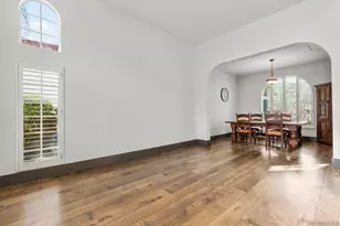 28885 Shadow Valley Ln, Santa Clarita, CA 91390 - Photo 9