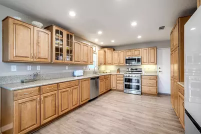  825 Bel Esprit Circle, San Marcos, CA 92069 - Photo 9