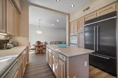  5380 Renaissance Ave, San Diego, CA 92122 - Photo 11