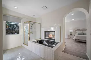 5380 Renaissance Ave, San Diego, CA 92122 - Photo 19