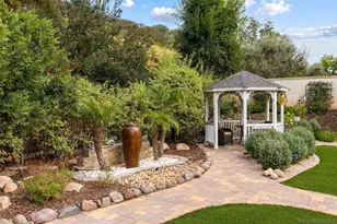 17051 San Antonio Rose Ct, San Diego, CA 92127 - Photo 15