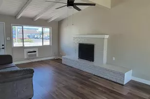 1383-87 Oakdale Ave, El Cajon, CA 92021 - Photo 7