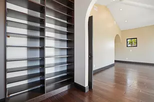 258 H Ave, Coronado, CA 92118 - Photo 27