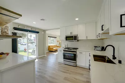  1404 Thomas Ave, San Diego, CA 92109 - Photo 17