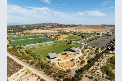  32005 Radiant Dr, Temecula, CA 92591 - Photo 47