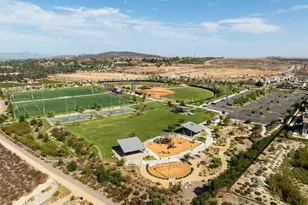 32005 Radiant Dr, Temecula, CA 92591 - Photo 47