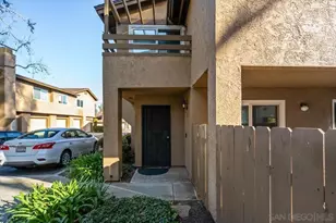 7453 Fortuna Vista Ct, Santee, CA 92071 - Photo 3