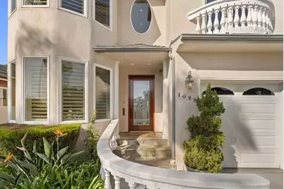  1028 Van Nuys St, San Diego, CA 92109 - Photo 3