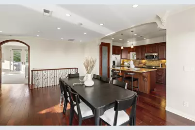  1028 Van Nuys St, San Diego, CA 92109 - Photo 17