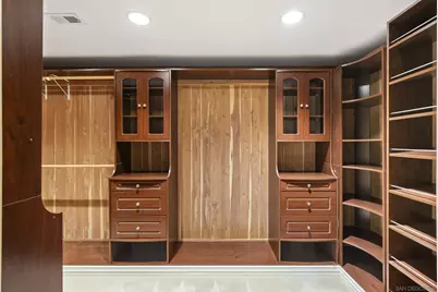  1028 Van Nuys St, San Diego, CA 92109 - Photo 29