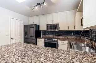 1548 Thomas Ave, Pacific Beach, CA 92109 - Photo 17