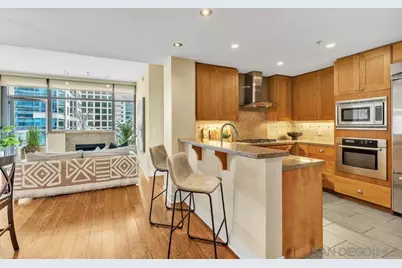  700 W E St #1905, San Diego, CA 92101 - Photo 5