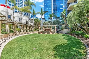 700 W E St, San Diego, CA 92101 - Photo 37