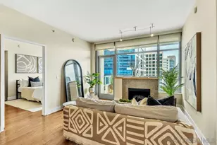 700 W E St, San Diego, CA 92101 - Photo 11