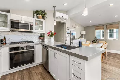  807 Jersey Ct, San Diego, CA 92109 - Photo 11