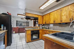 321 Dorado Ln, El Cajon, CA 92019 - Photo 3