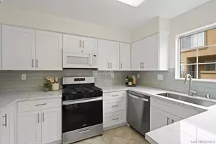 12559 El Camino Real B, San Diego, CA 92130 - Photo 11