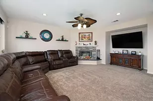 10689 Laurel Path, Escondido, CA 92026 - Photo 13