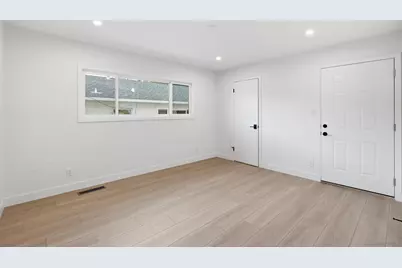  934 Candlelight Place, La Jolla, CA 92037 - Photo 31
