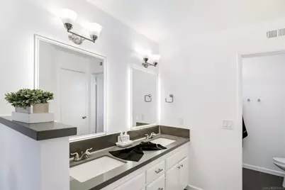  10366 Rancho Carmel Dr, San Diego, CA 92128 - Photo 17