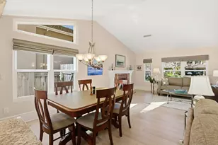 1693 Honeysuckle Ct, Encinitas, CA 92024 - Photo 21