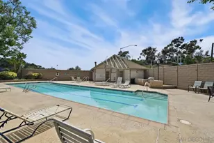 4595 Chateau Dr, San Diego, CA 92117 - Photo 27