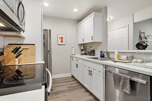 28915 Thousand Oaks Blvd, Agoura Hills, CA 91301 - Photo 21