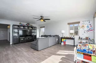 2545 Calle Aguadulce, San Diego, CA 92139 - Photo 7