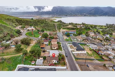  108 S Chestnut St, Lake Elsinore, CA 92530 - Photo 3