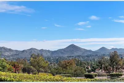  11930 Calle Suntuoso, San Diego, CA 92128 - Photo 5