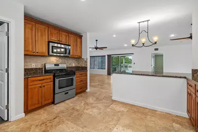  10620 Garden Way, Spring Valley, CA 91978 - Photo 7
