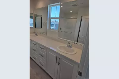  724 Kingbird Loop, Oceanside, CA 92058 - Photo 5