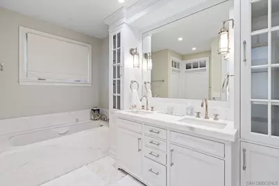 924 Scott St, San Diego, CA 92106 - Photo 29