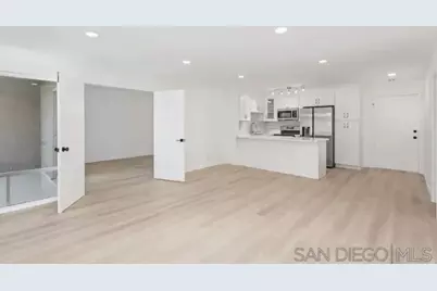 4600 Lamont St #204, San Diego, CA 92109 - Photo 3