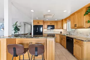1828 Linwood St, San Diego, CA 92110 - Photo 9