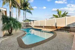 10853 Westonhill Dr, San Diego, CA 92126 - Photo 13