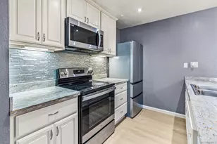 8324 Regents Rd #1B, San Diego, CA 92122 - Photo 5