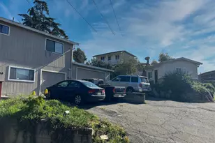 702-704 E Vista Way, Vista, CA 92084 - Photo 5